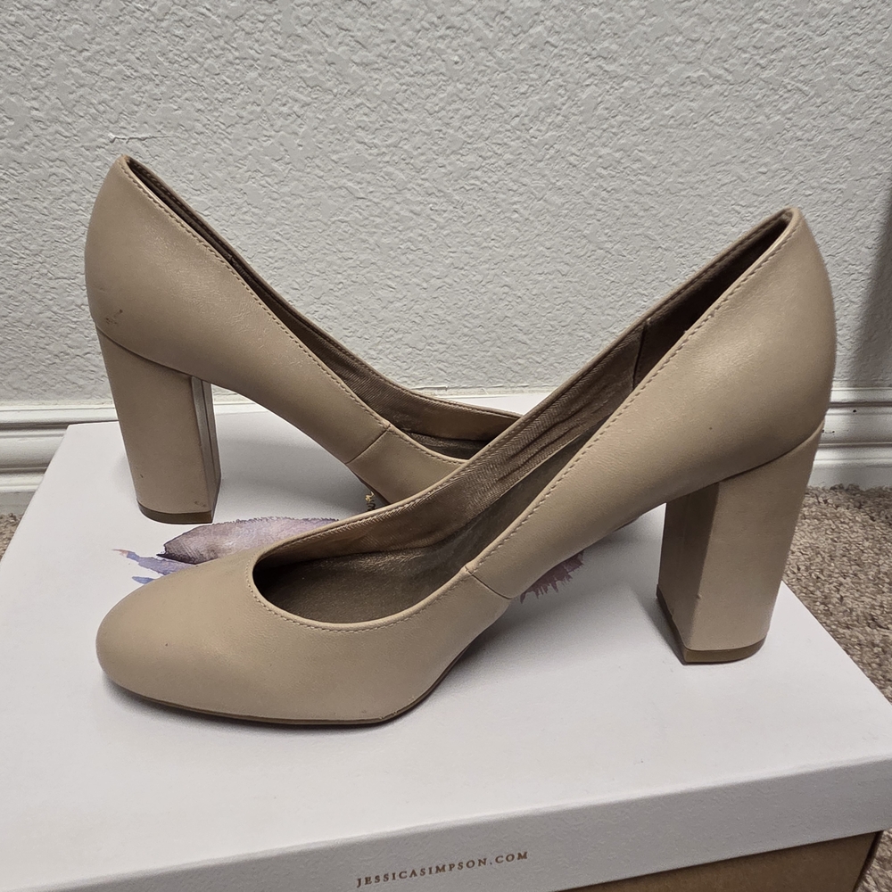 Life Stride Women's Tan Block Heels